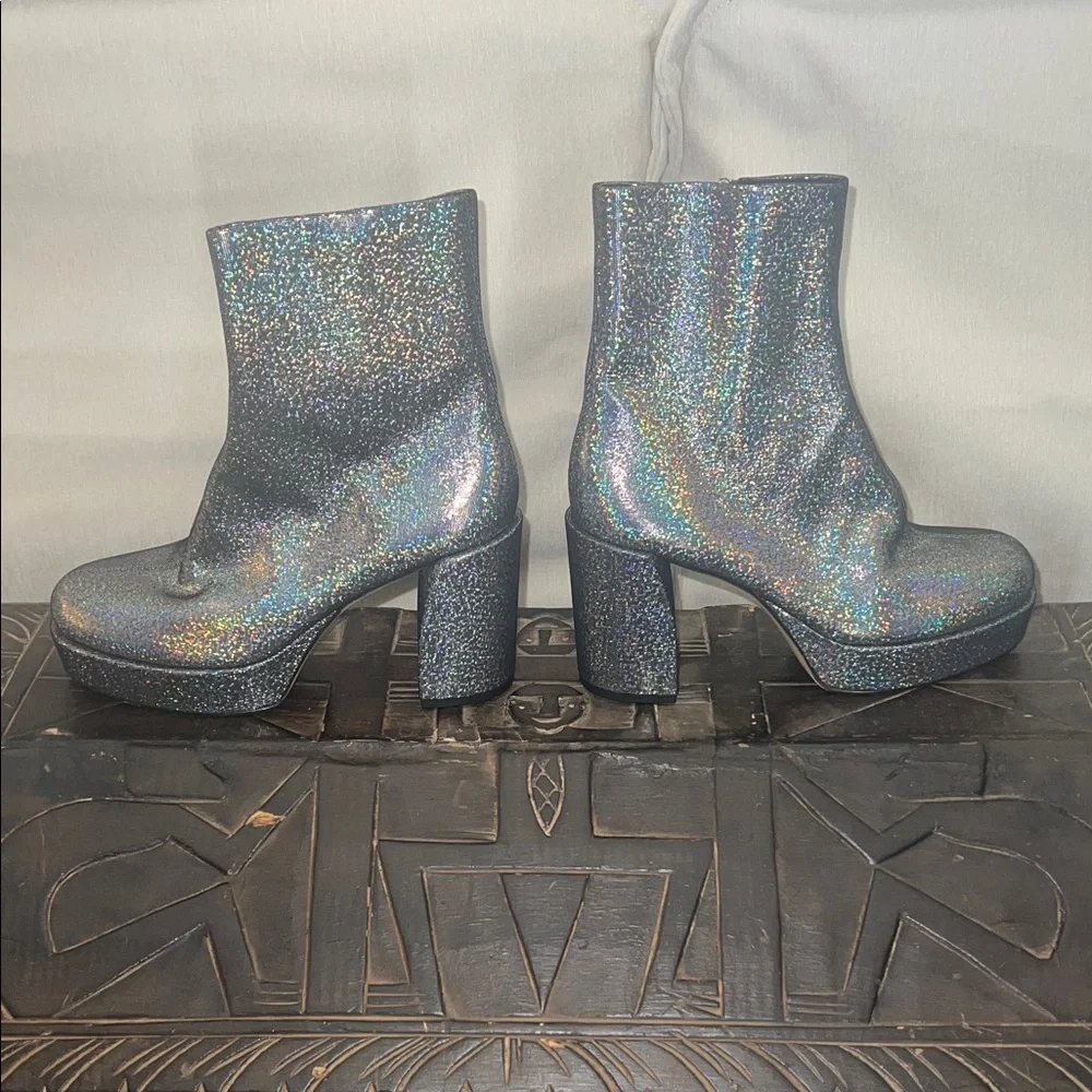 Holographic Glitter Platform Ankle Boots - Iridescent Silver - Picture 2 of 6